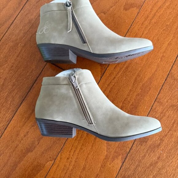 Sam Edelman Kids Girl's Petty Packer (Little Kid/Big Kid) Putty 4 Big Kid - Picture 3 of 6